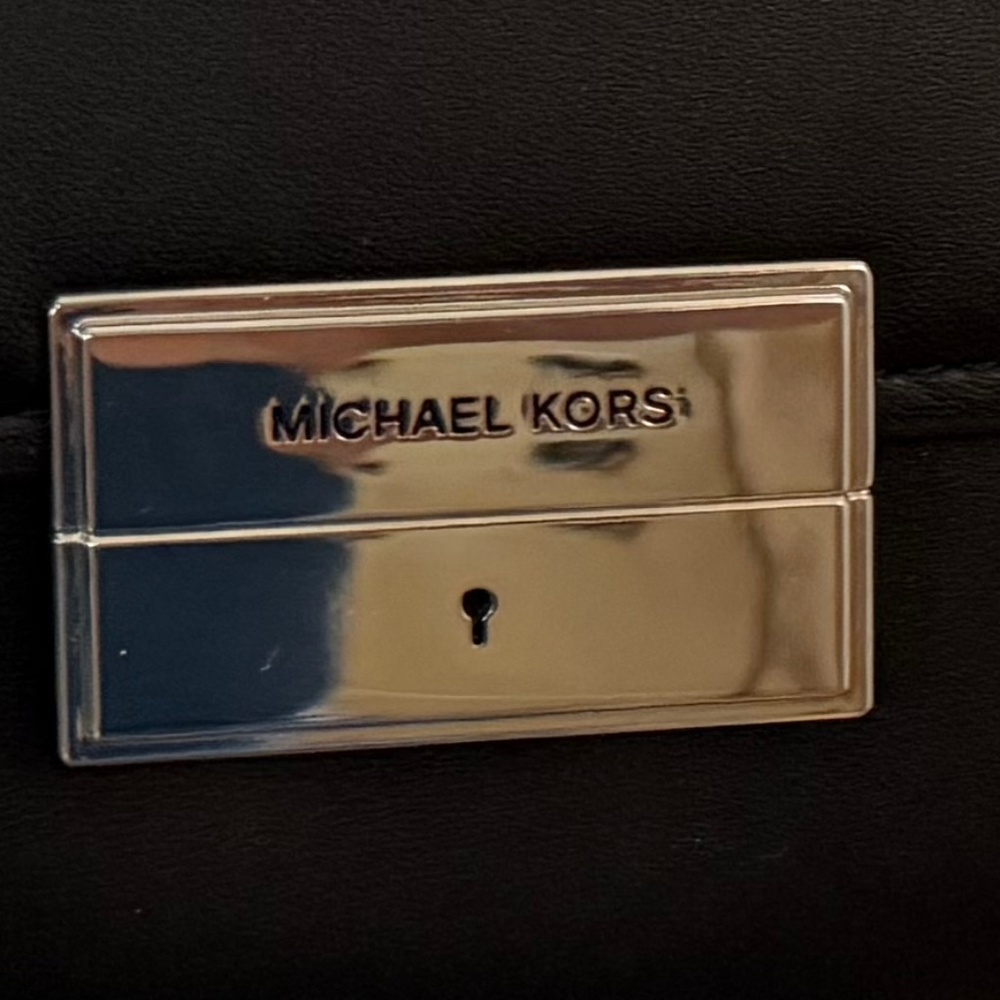 Michael Kors Ludlow Shoulder Bag